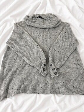 Cozy 1X Gray Speckled Cowl Neck Button Cuff Sweater